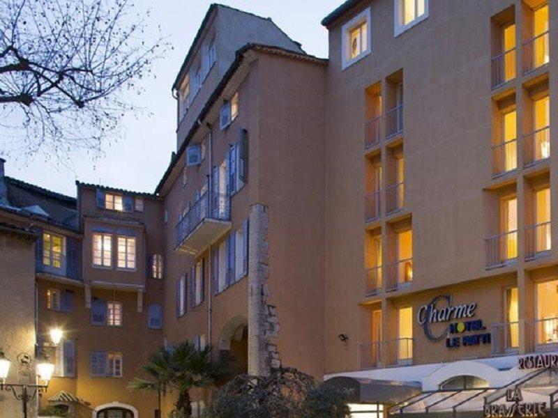 Hotel Restaurant Du Patti Grasse Exterior foto